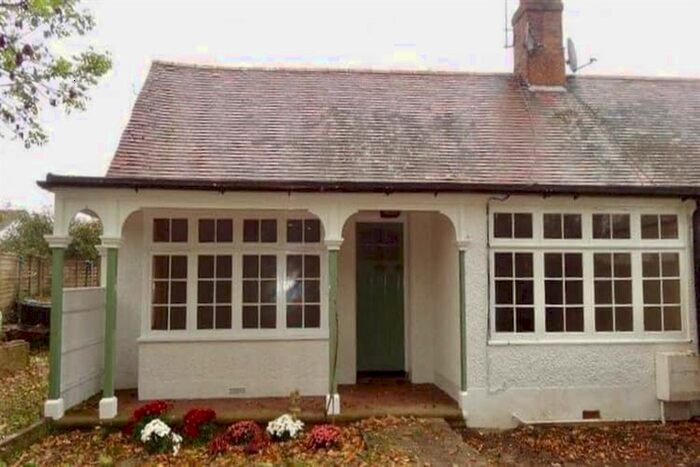 3 Bedroom Bungalow To Rent In Hawthorn Road, Bognor Regis PO21