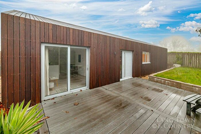 1 Bedroom Property To Rent In Veasy Park, Wembury, Plymouth, PL9