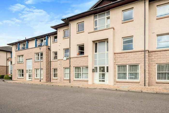 2 Bedroom Flat To Rent In Riverside Gardens, Inverness, Highland, IV3