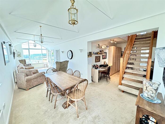 4 Bedroom Detached House For Sale In Pett Road, Pett, Hastings, TN35
