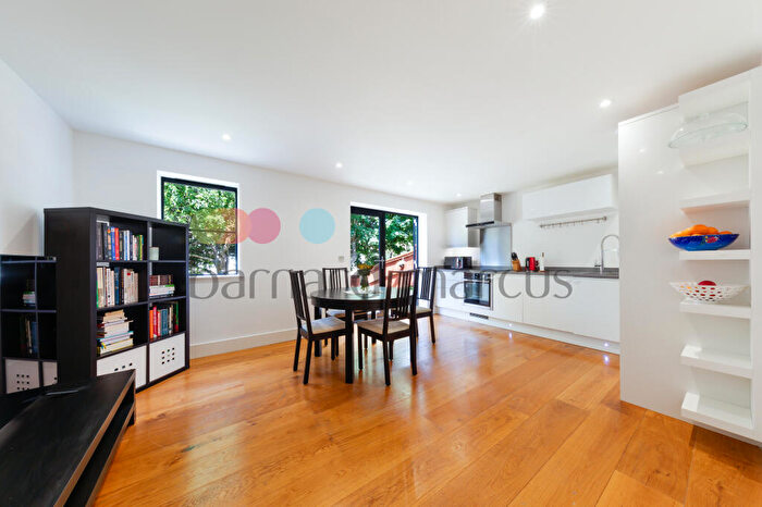 2 Bedroom Apartment To Rent In Dean Road, Croydon, CR0