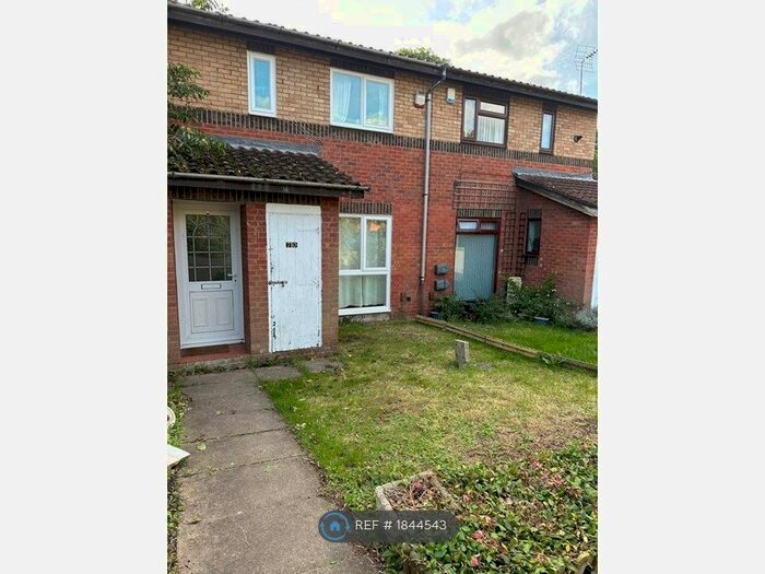 3 Bedroom Semi-Detached House To Rent In Fairford Crescent, Downhead Park, Milton Keynes, MK15