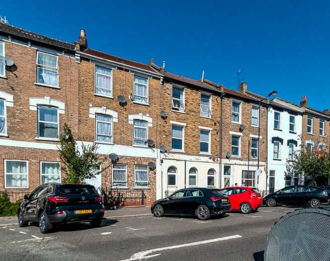 1 Bedroom Flat To Rent In Median Road, London, E5