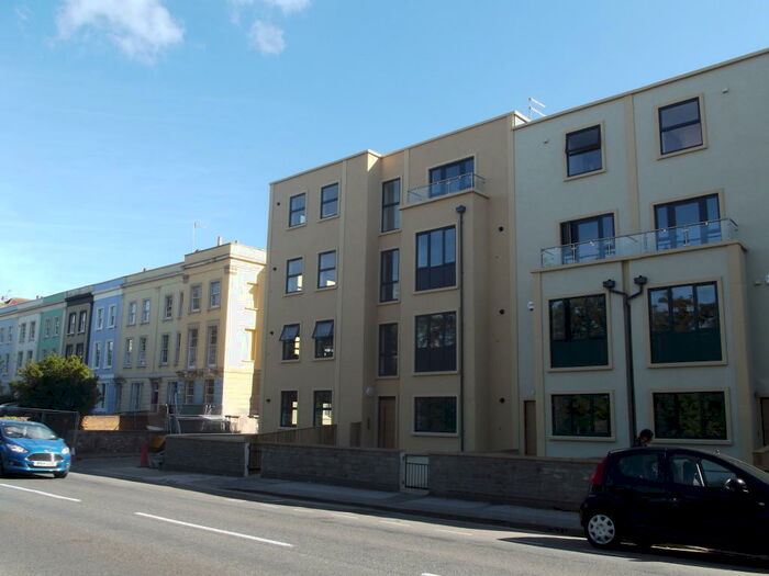 2 Bedroom Flat To Rent In Coronation Road, Southville, Bristol, BS3