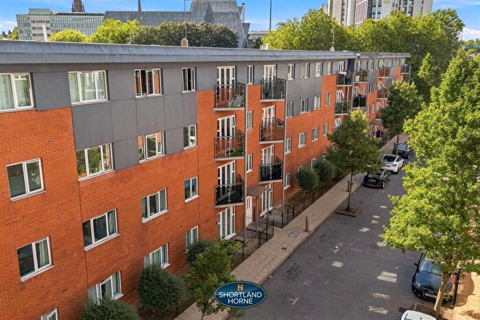 2 Bedroom Apartment For Sale In Monea Hall, Conisbrough Keep, Coventry, CV1