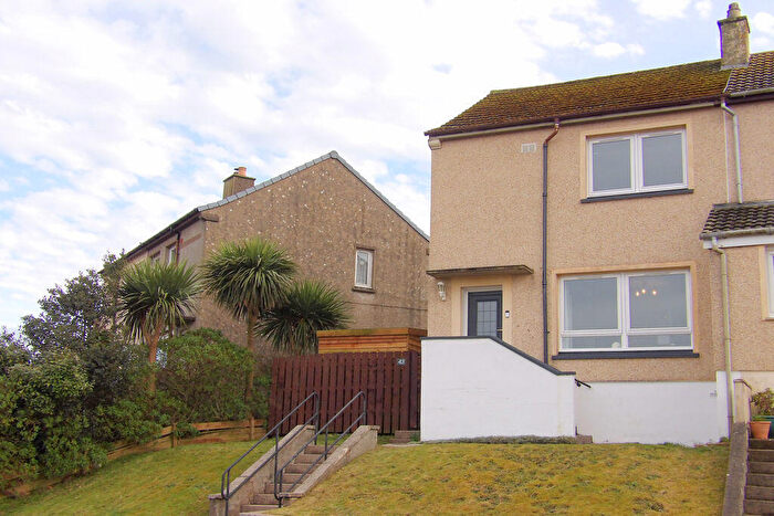 2 Bedroom End Of Terrace House For Sale In Davaar Avenue, Campbeltown, PA28