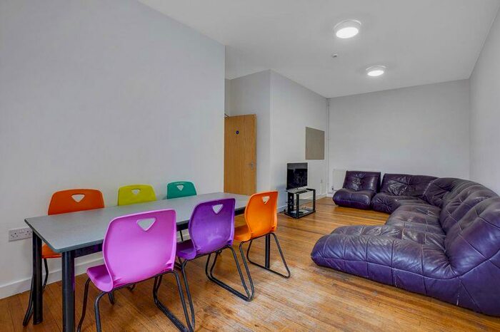 6 Bedroom Detached House To Rent In Longport, Canterbury, CT1