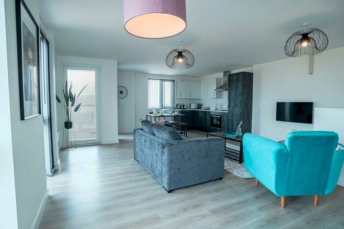 2 Bedroom Penthouse To Rent In Broadway, Peterborough, Cambridgeshire, PE1
