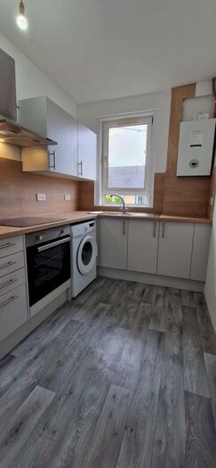 2 Bedroom Flat To Rent In Sunnybraes Terrace, Steelend, Dunfermline, KY12