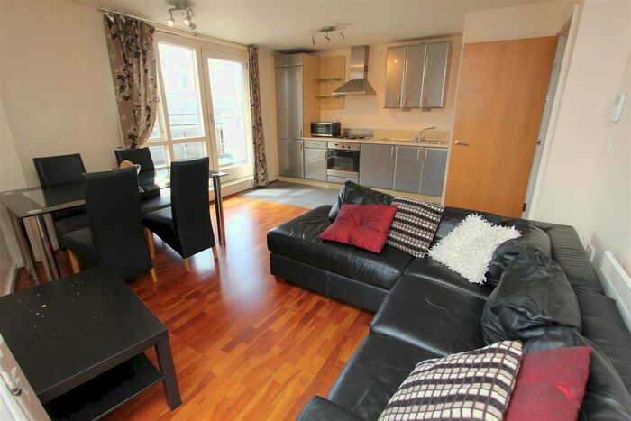 1 Bedroom Flat To Rent In Aspect, Elmwood Lane, LS2