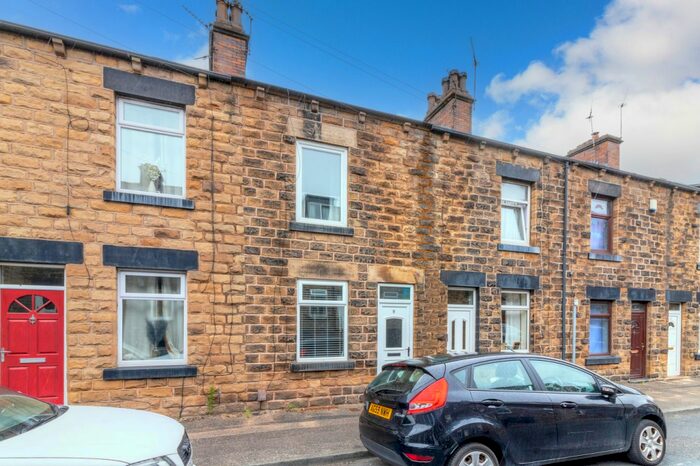 3 Bedroom Terraced House To Rent In Caxton Street, Barnsley, S70