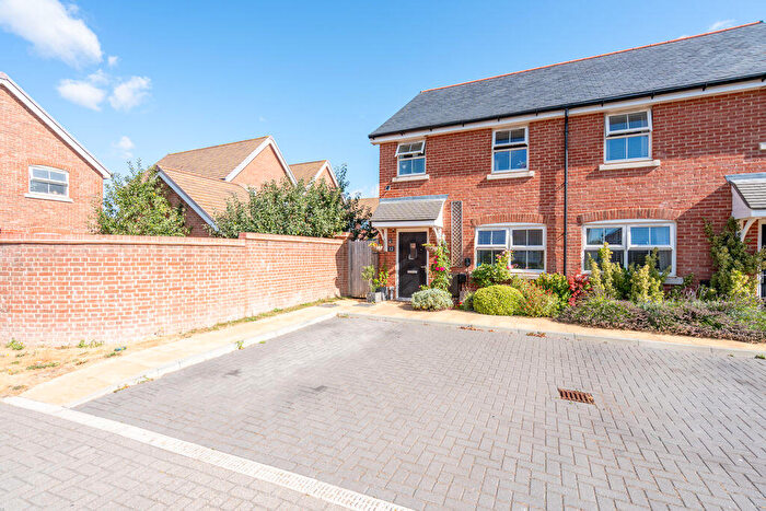 2 Bedroom Semi-Detached House For Sale In Collett Crescent, Emsworth, PO10