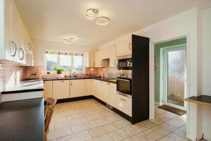 3 Bedroom Detached House To Rent In Brightling Road, Robertsbridge, TN32