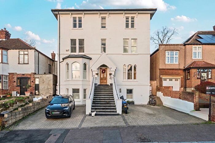 2 Bedroom Flat For Sale In Lowther Hill, London, SE23