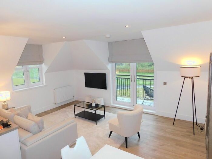 2 Bedroom Flat To Rent In , Byrne Crescent, Edinburgh, EH14