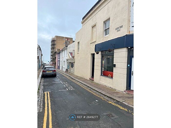 1 Bedroom Flat To Rent In Victoria Terrace, Hove, BN3
