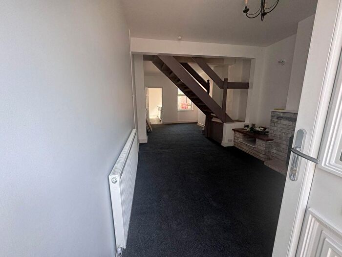 2 Bedroom Terraced House To Rent In Beaumanor Road, Leicester, LE4