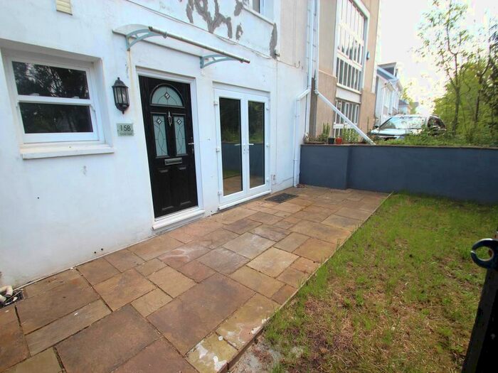 2 Bedroom Flat To Rent In Gold Tops, Newport, NP20