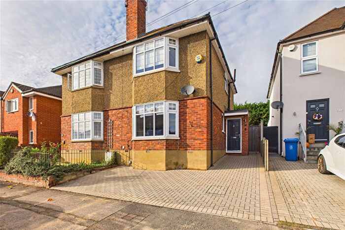 2 Bedroom Semi Detached House For Sale In Clare Road, Maidenhead, Berkshire, SL6