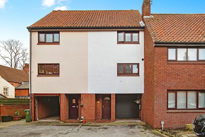 2 Bedroom Property To Rent In Globe Mews, Beverley, HU17