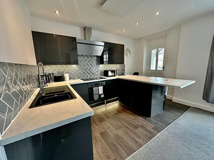 2 Bedroom Apartment To Rent In Kirkley Cliff Road, Lowestoft, NR33