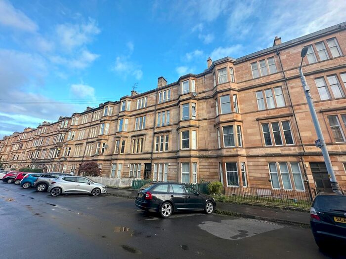 2 Bedroom Flat To Rent In /, Albert Avenue, Glasgow, G42