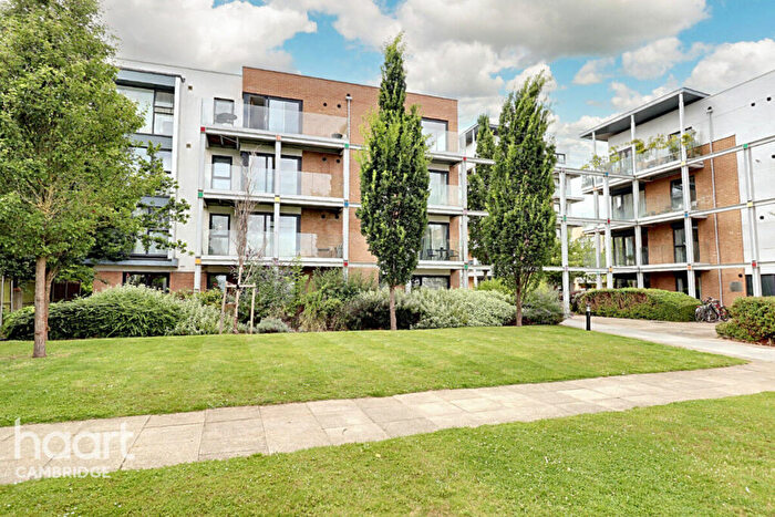 2 Bedroom Apartment For Sale In Pym Court, Cromwell Road, Cambridge, CB1
