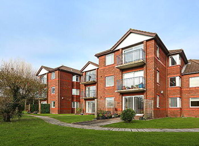 1 Bedroom Apartments For Sale In Lyndhurst Court, Bangor, BT19