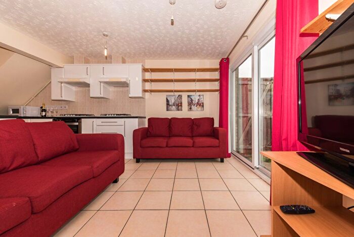 1 Bedroom Property To Rent In Tennyson Avenue, Canterbury, CT1