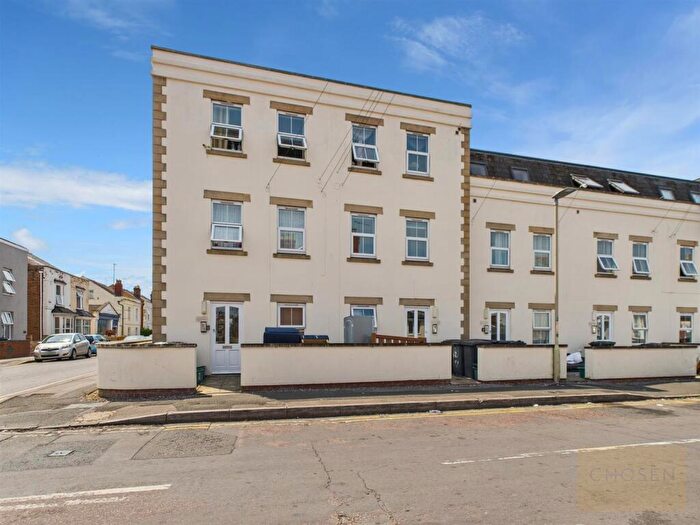 Flat To Rent In Regent Street, Gloucester, GL1