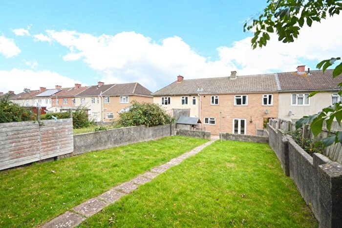 4 Bedroom Terraced House For Sale In Bishport Avenue, Bristol, BS13