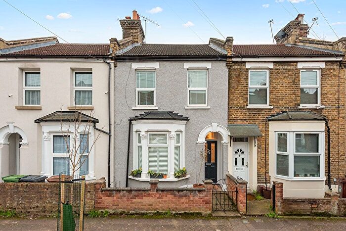 3 Bedroom Terraced House To Rent In Melford Road, Leytonstone, E11