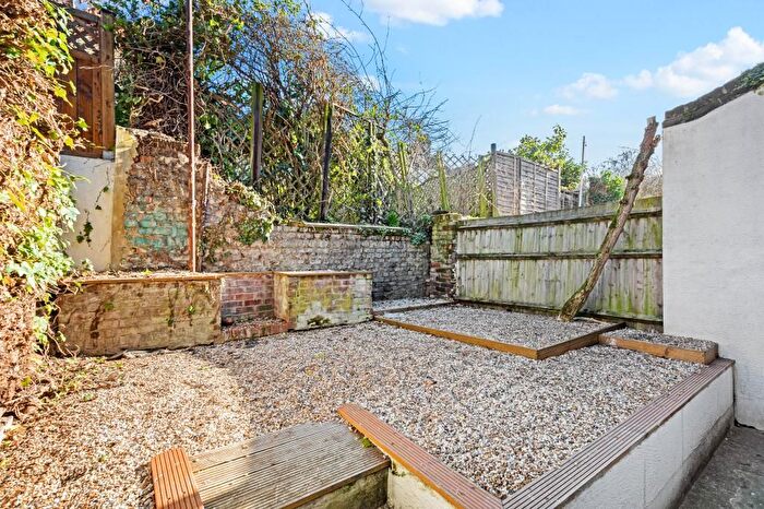 1 Bedroom Flat To Rent In Tuskar Street, London, SE10