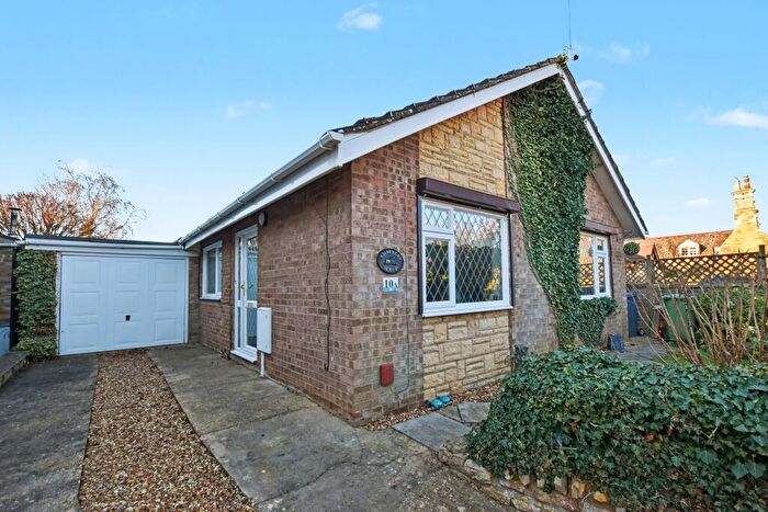 3 Bedroom Detached Bungalow For Sale In Meadow Lane, Thornhaugh, PE8