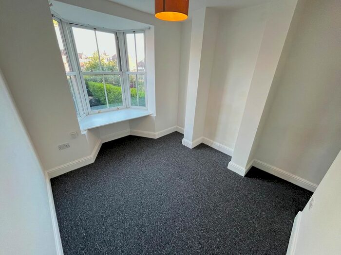 1 Bedroom Flat To Rent In Cromwell Terrace, Leek, Staffordshire, ST13