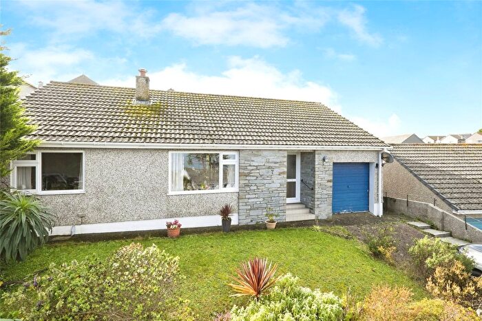 3 Bedroom Bungalow For Sale In Boskernick Close, Newlyn, Penzance, Cornwall, TR18