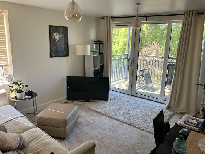 2 Bedroom Flat To Rent In Watson Place, Norwood Junction, London, SE25