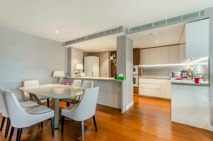 3 Bedroom Flat To Rent In Waterfront Drive, Chelsea, London, SW10