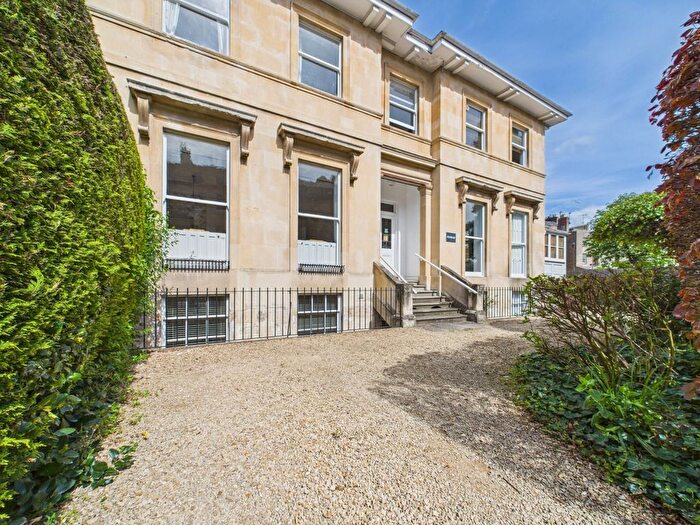 1 Bedroom Flat To Rent In Pembury House, Lansdown Crescent, Cheltenham, GL50