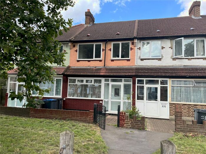3 Bedroom Terraced House To Rent In Purley Way, Croydon, CR0