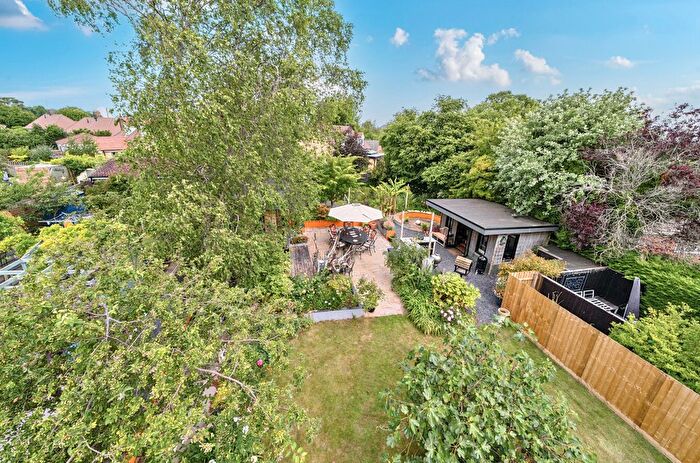 5 Bedroom Detached House For Sale In Stallpits Road, Shrivenham, Oxfordshire, SN6