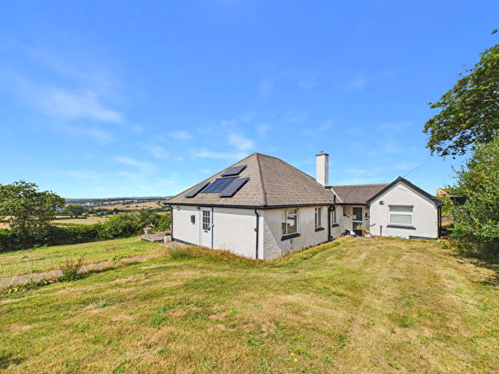 4 Bedroom Detached Bungalow For Sale In Lanreath, PL13