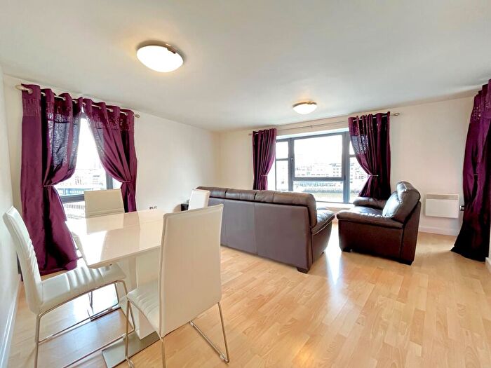 2 Bedroom Apartment To Rent In Baltic Quay, Gateshead Quayside, NE8