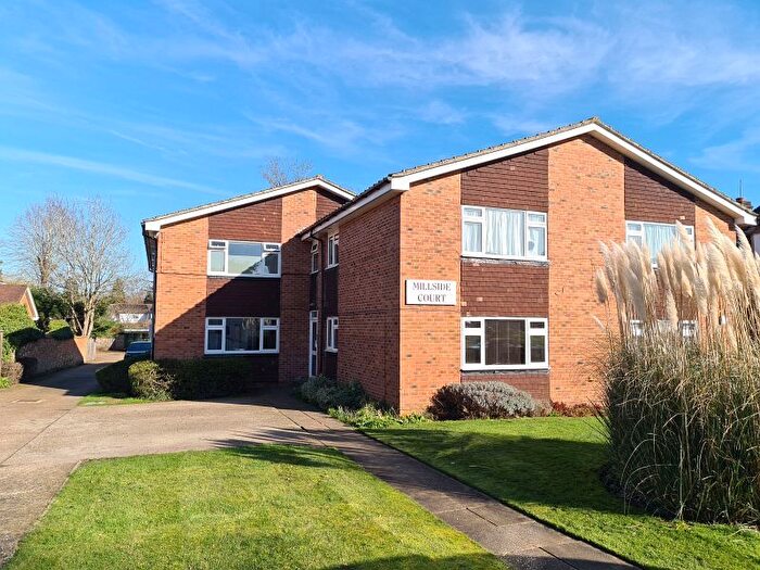 Studio For Sale In Millside Court, Great Bookham, Surrey, KT23