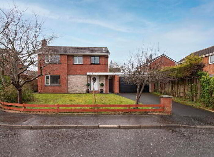 3 Bedroom Detached House For Sale In Rosemount Park, Newtownabbey, BT37