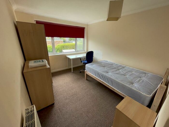 4 Bedroom House To Rent In Headcorn Drive, Canterbury, CT2