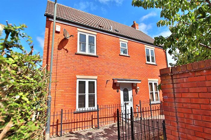 3 Bedroom Detached House For Sale In Redwing Walk, Walton Cardiff, Tewkesbury, GL20