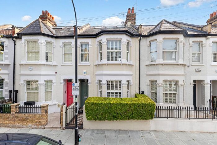 4 Bedroom Terraced House For Sale In Ashcombe Street, Fulham, London, SW6