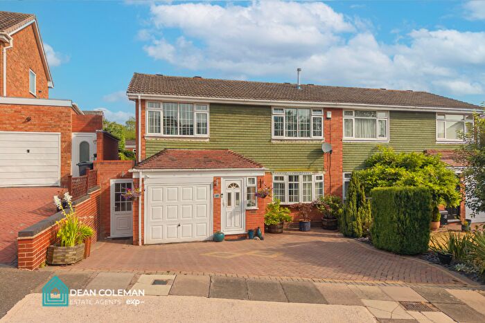 4 Bedroom Semi-detached House For Sale In Fairlie Crescent, Kings Norton, B38
