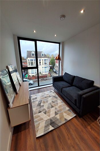 2 Bedroom Flat For Sale In Crossbank House, Lower Broughton Road, Salford, M7